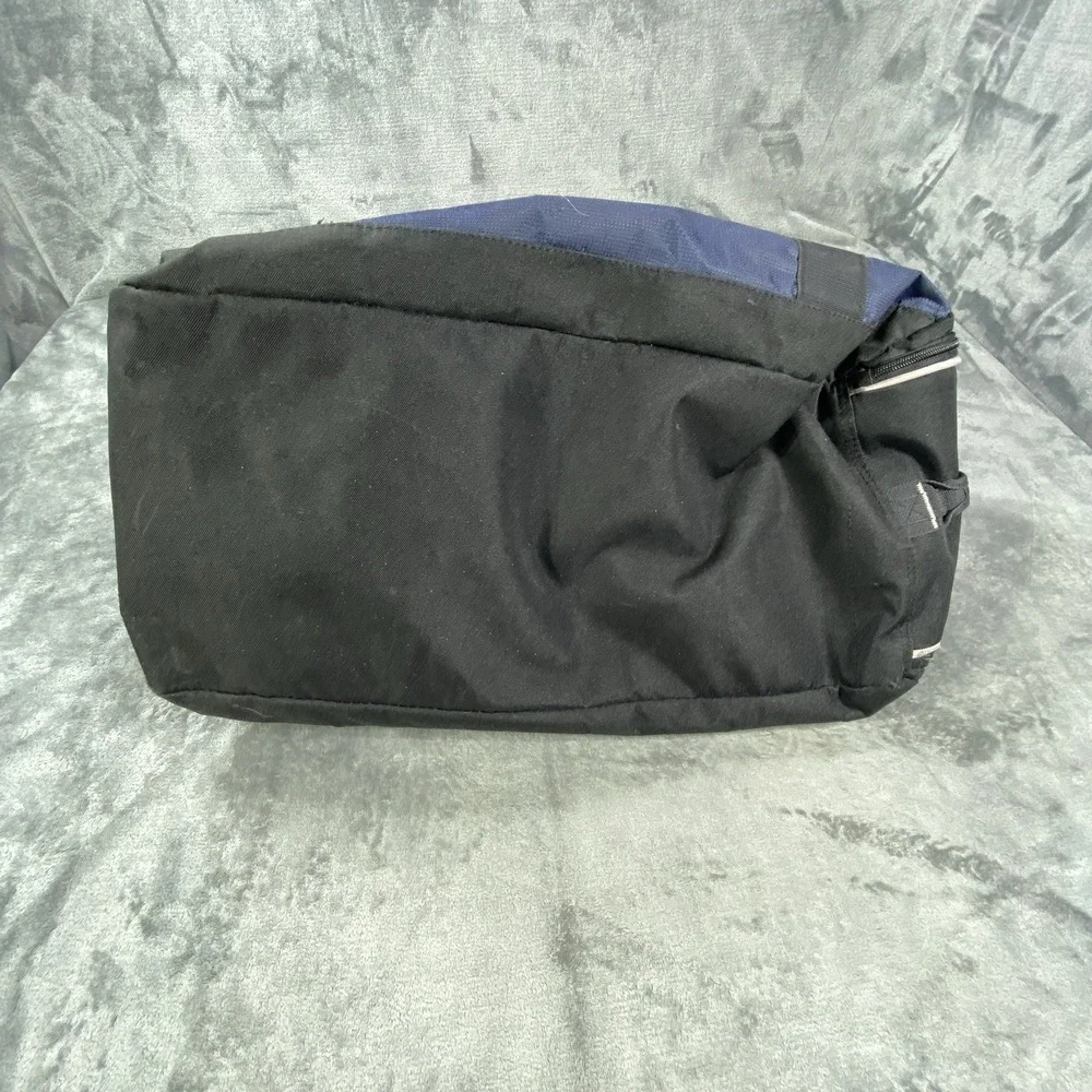 OGIO Navy Duffle Bag Sports Gear Gym Straps Air Liquide Performace Travel Canvas